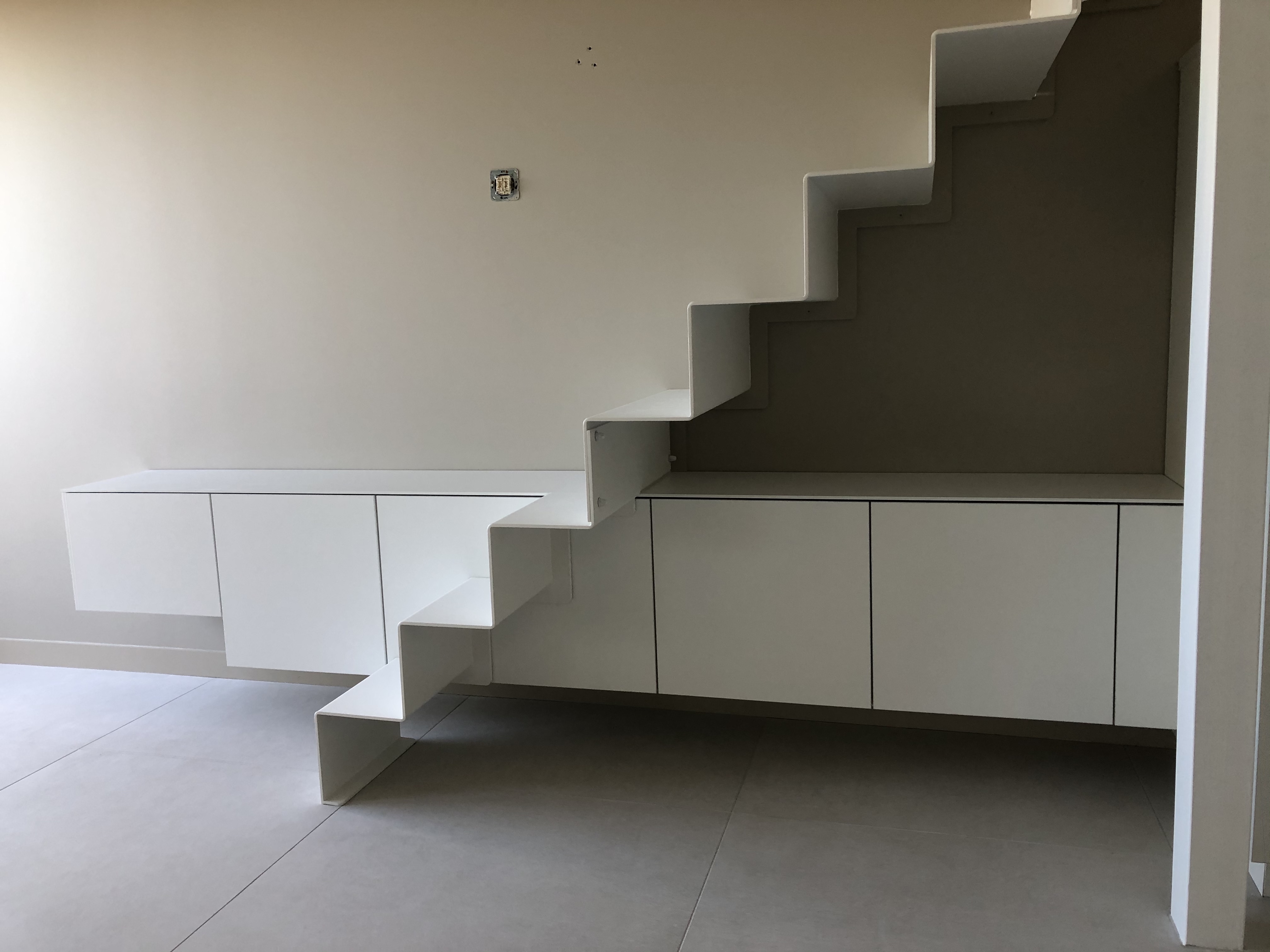 meuble escalier 1